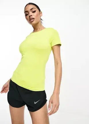 Спортивна футболка nike pro dry-fit