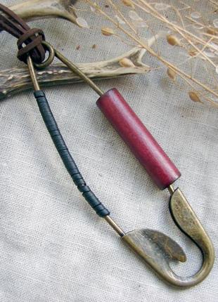Длинное ожерелье булавка кулон на длинном шнурке с булавкой в стиле бохо. цвет бронза6 фото