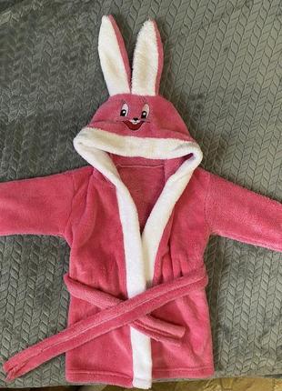 Рожевий дитячий халат з вушками1 фото