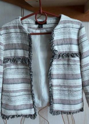 Гарний піджак