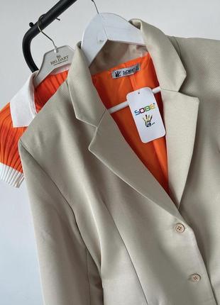 Женский пиджак с цветной подкладкой5 фото