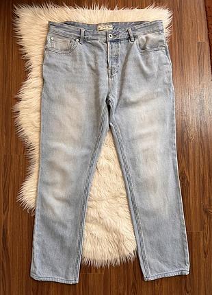 Светлые мужские коттоновые джинсы