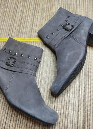 Натуральна замша