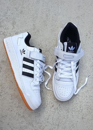 Кроссовки adidas forum low white