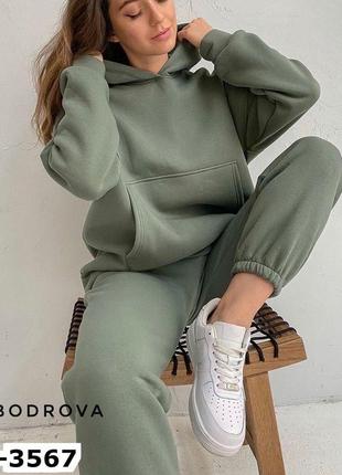 Спортивный костюм худи и джоггеры