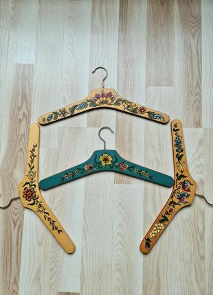 Деревянная вешалка вешалка винтажный деревянный тремпель расписан коллекционный...
