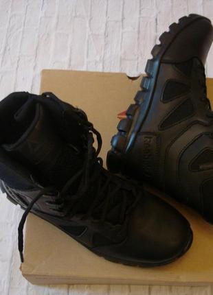 Водонепронецаемые, кожаные ботинки reebok, оригинал, унисекс3 фото