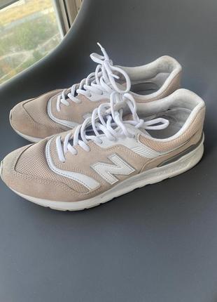 New balance женские кроссовки