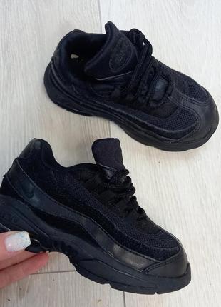 Кроссовки nike air little max 95. оригинал. 26р