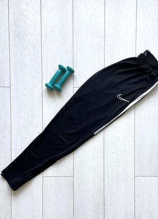 Мужские спортивные штаны nike dri fit джоггеры1 фото