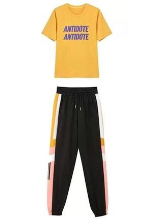 Костюм жіночий для прогулянок спортивний (футболка + штани) розмір s-m