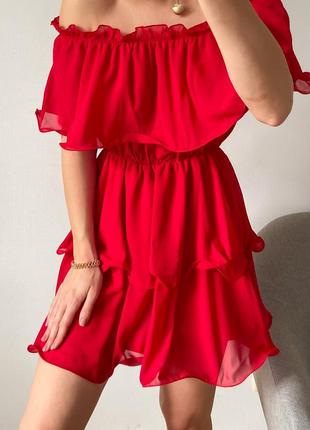Шифонова сукня червоного кольру