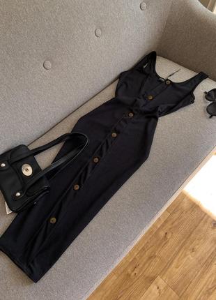 Женское черное платье миди в рубчик8 фото
