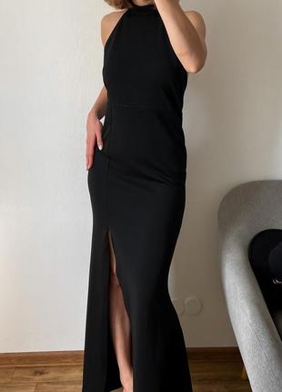 Вечернее черное платье макси с разрезом4 фото