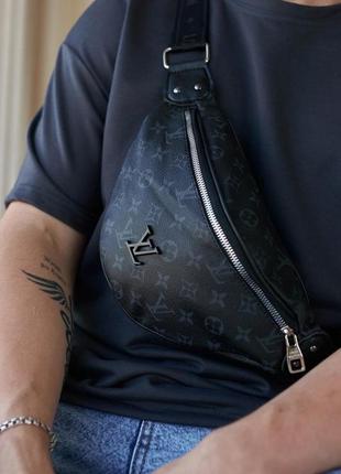 Бананка кожаная louis vuitton черная