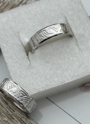 Кольца обручальные серебряные с растительным орнаментом9 фото