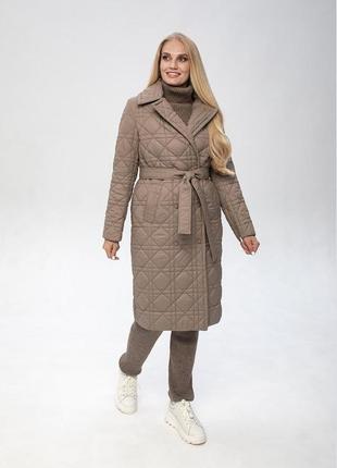 Демисезонное стеганое пальто мира с поясом на тинсулейте 44-54 размеры разные цвета1 фото