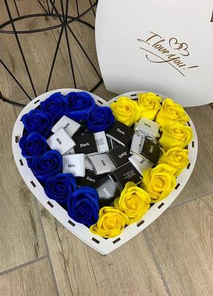 Патріотичний подарунковий бокс для коханої sweet_box_cv_1 фото