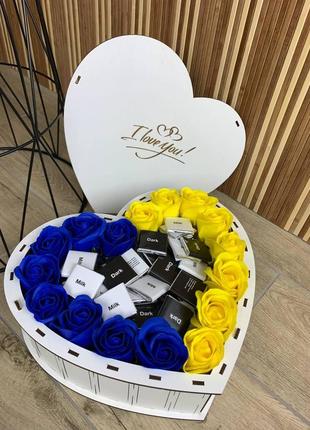 Патріотичний подарунковий бокс для коханої sweet_box_cv_4 фото