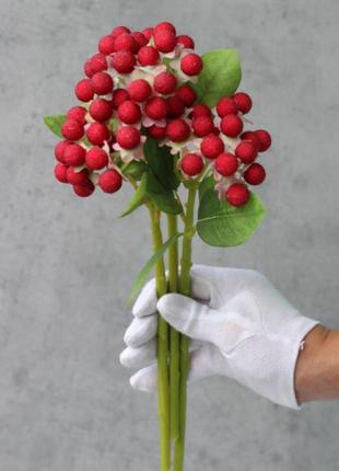 Искусственная ветка с ягодами, красного цвета, 40 см. цветы премиум-класса для интерьера, декора, флористики2 фото