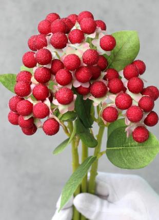 Искусственная ветка с ягодами, красного цвета, 40 см. цветы премиум-класса для интерьера, декора, флористики3 фото