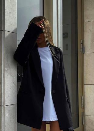 Женский пиджак удлиненный с карманами annver черный