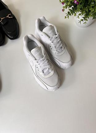 Кросівки nike білі