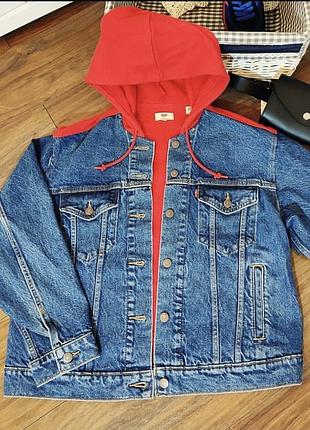 Продам куртку levi’s 3