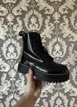 Женские ботинки dr. martens jadon лакированные