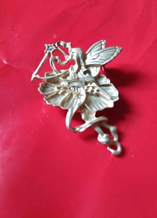 Брошь девочка-ангел