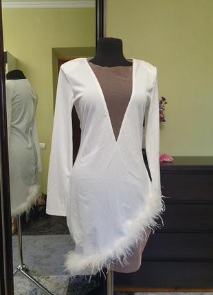 Шикарное праздничное платье с натуральным пухом