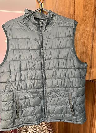 Теплая жилетка мужская нюанс xxxl