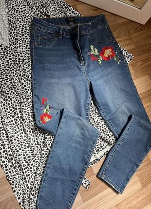 Ідеальні джинси з вишивкою denim 72d6 фото