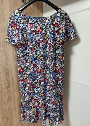 Легкое женское платье в цветочный принт3 фото