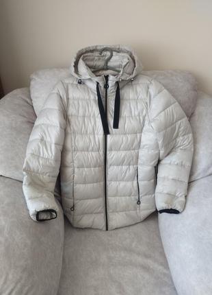 Осіння бежева куртка esprit розмір  xs - s