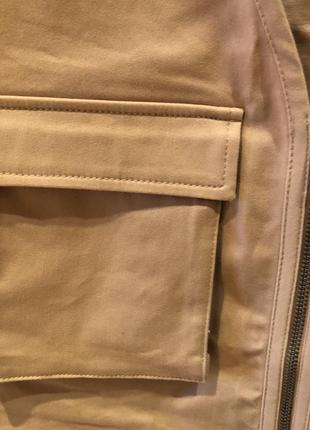 Шикарный крутой стильный актуальный бежевый жилет оверсайз с накладными карманами7 фото