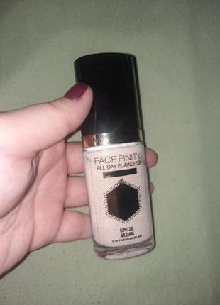 Max factor face finity spf 20,тон с101 фото