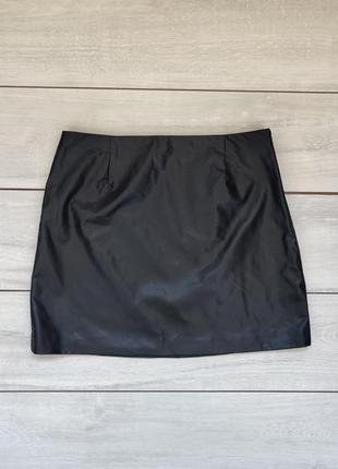 Качественная короткая юбка из мягкой экокожи l р cotton on1 фото