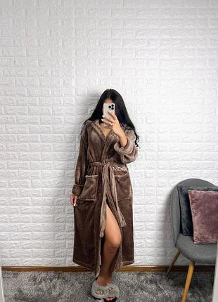 Халат жіночий плюшевий довгий