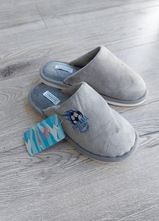 Тапки дитячі