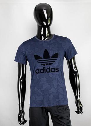 Интересная легкая футболка adidas original