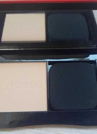 Kомпактна тональна пудра shiseido 1301 фото