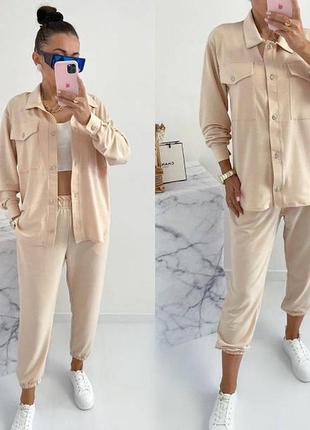 Трендові актуальні брючні костюми, сорочка + джогери