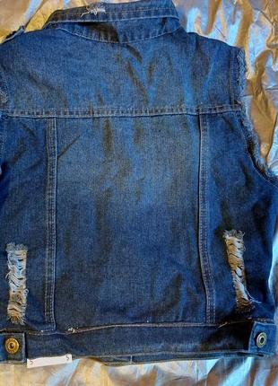 Новая джинсовая жилетка2 фото