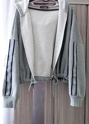 Спортивна кофта