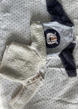 Комплект свитериков на мальчика 3-6 мес.