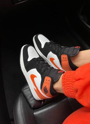 Sale   кросовки в стиле  air jordan retro 1 mid “patent orange swoosh”