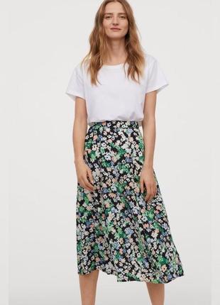 Юбка в цветы от h&m