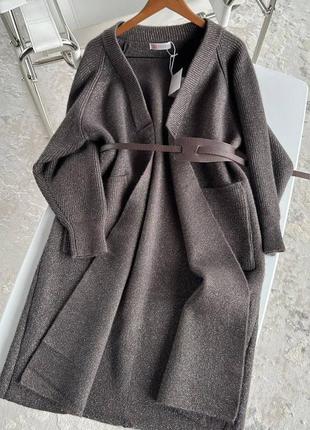 Пальто кардиган в стиле brunello cucinelli серо бежевый длинный с поясом2 фото