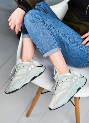 Adidas yeezy boost 700 шикарные женские кроссовки адидас изи1 фото